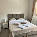 Goscinne 우스트카